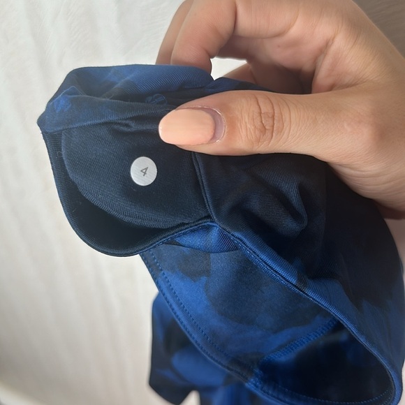 🆕 LULULEMON Wunder Under Crop II Legging Jumbo Inky Floral Black Inkwell Size 4 - Picture 12 of 12